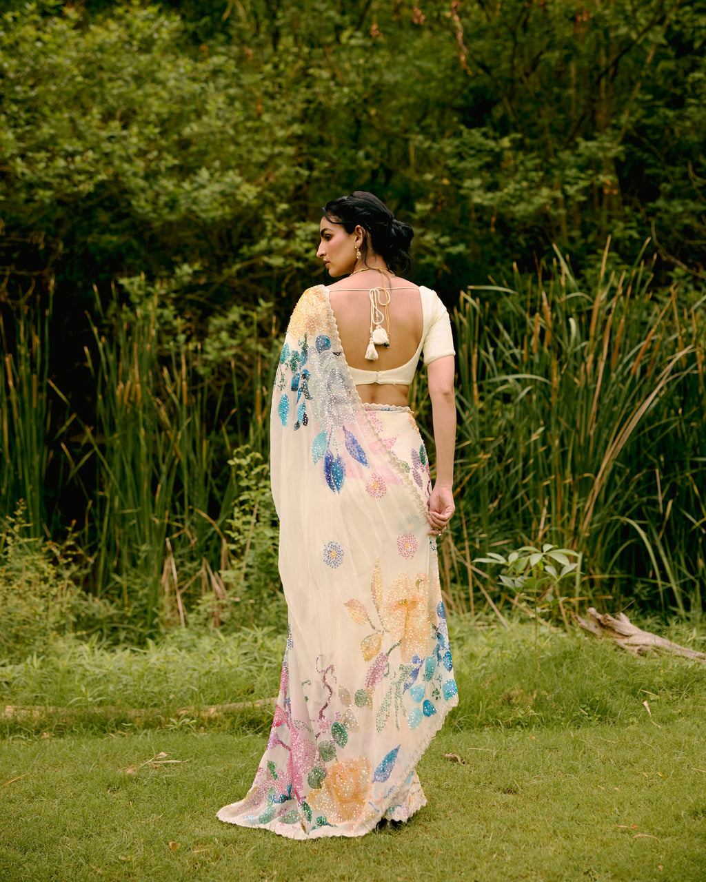 Creme Georgette Printed Sequin Saree