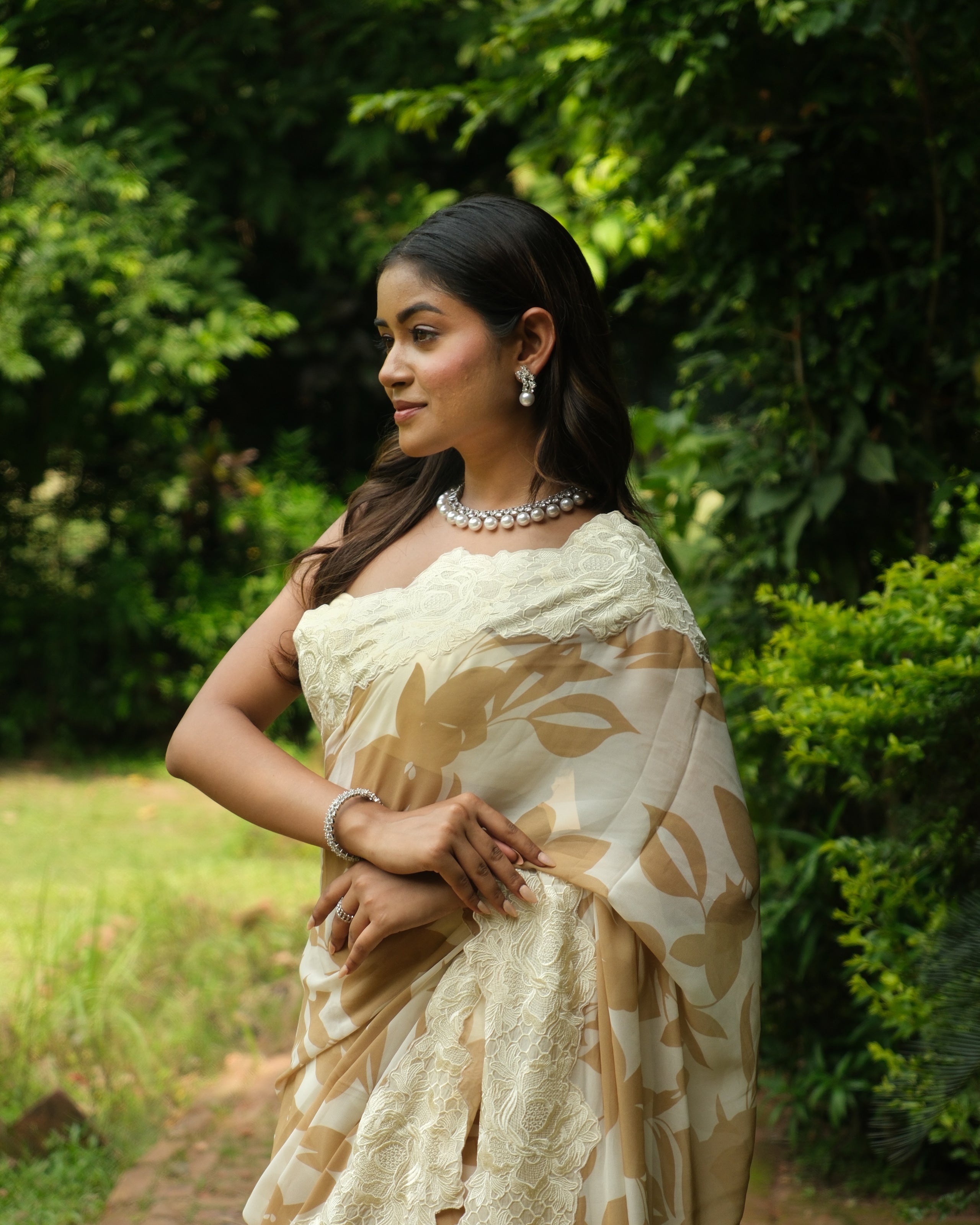 Beige Georgette Threadwork Saree